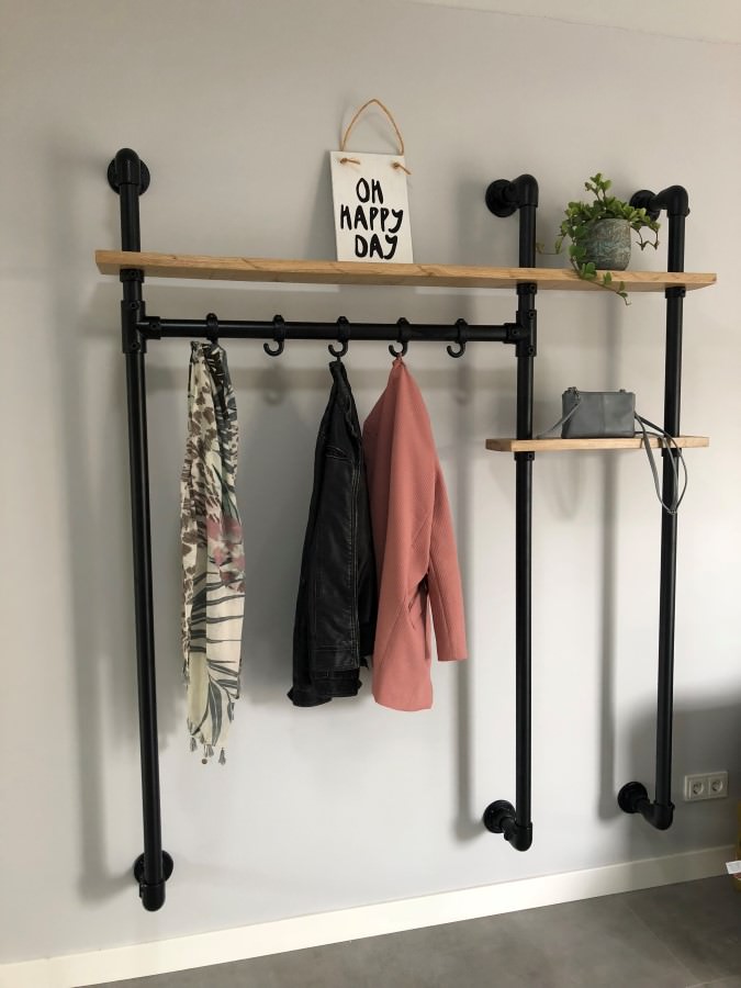 Garderobe Rohr Schwarz