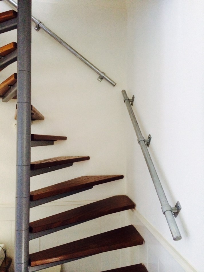 Treppenhandlauf DIY Rohrmöbel selber bauen MODUWORX